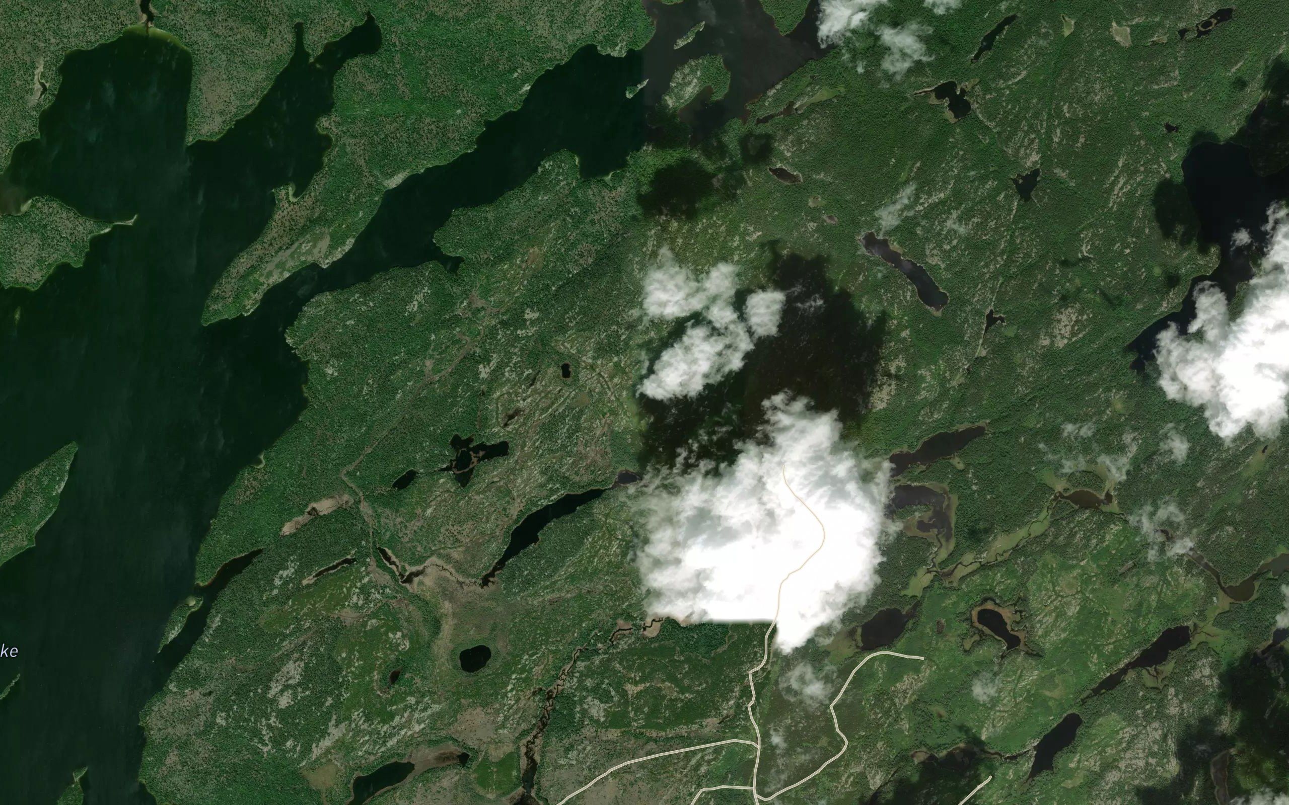Esnagi Lake