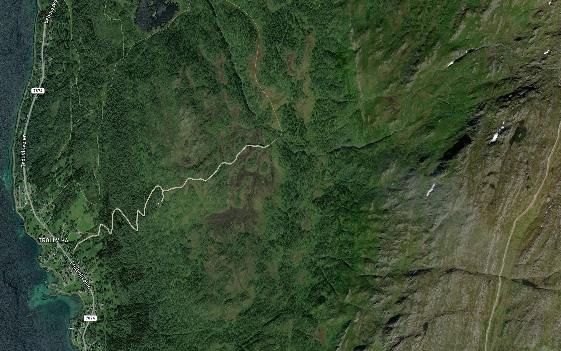 Satellite map of the Talggrotelva