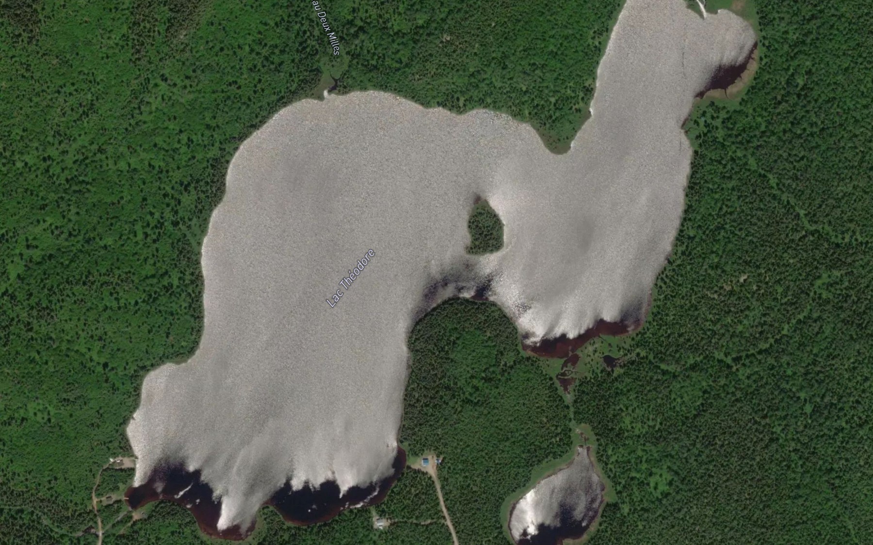 Satellite map of the Lac Theodore