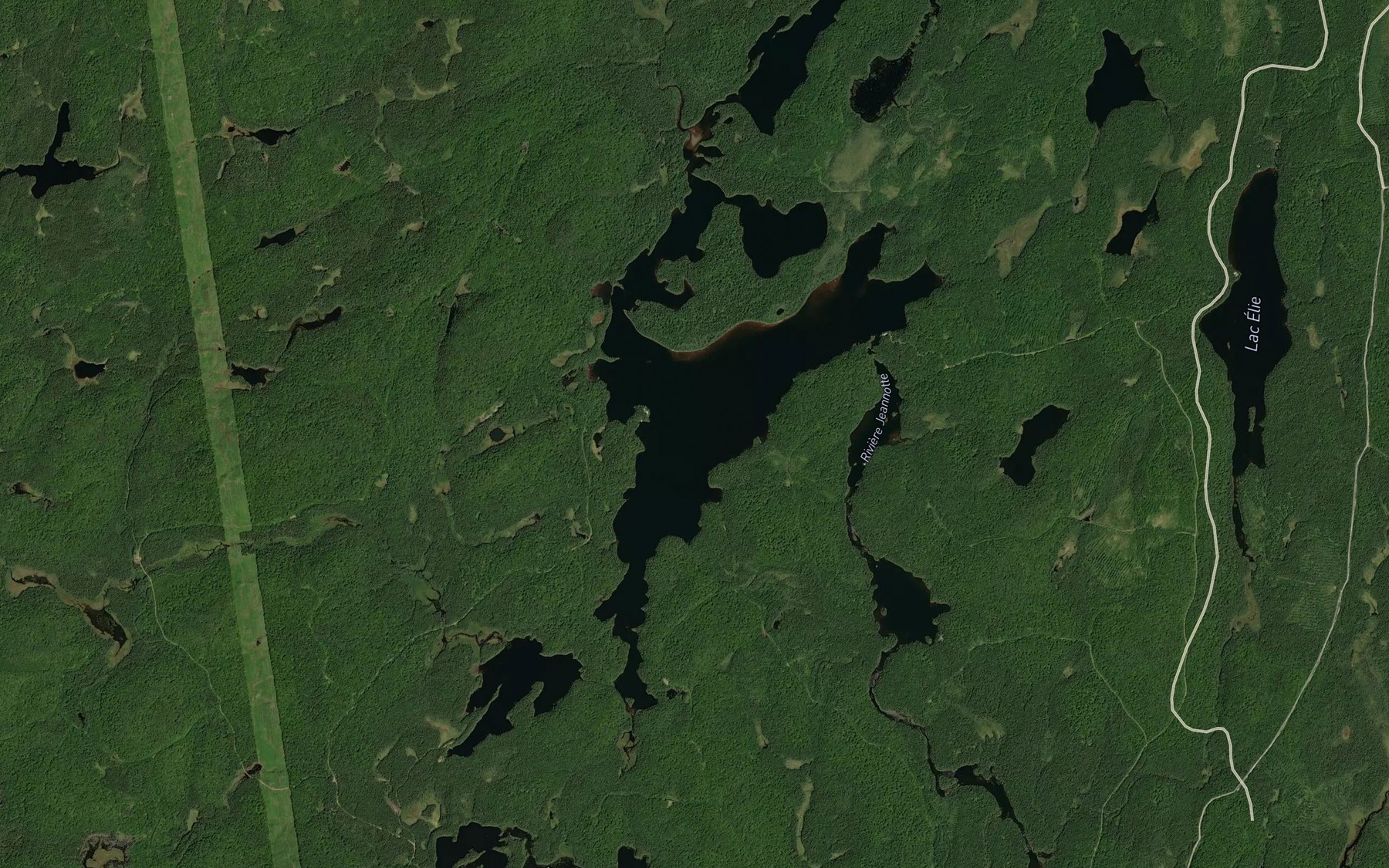 Satellite map of the La Grande Baie