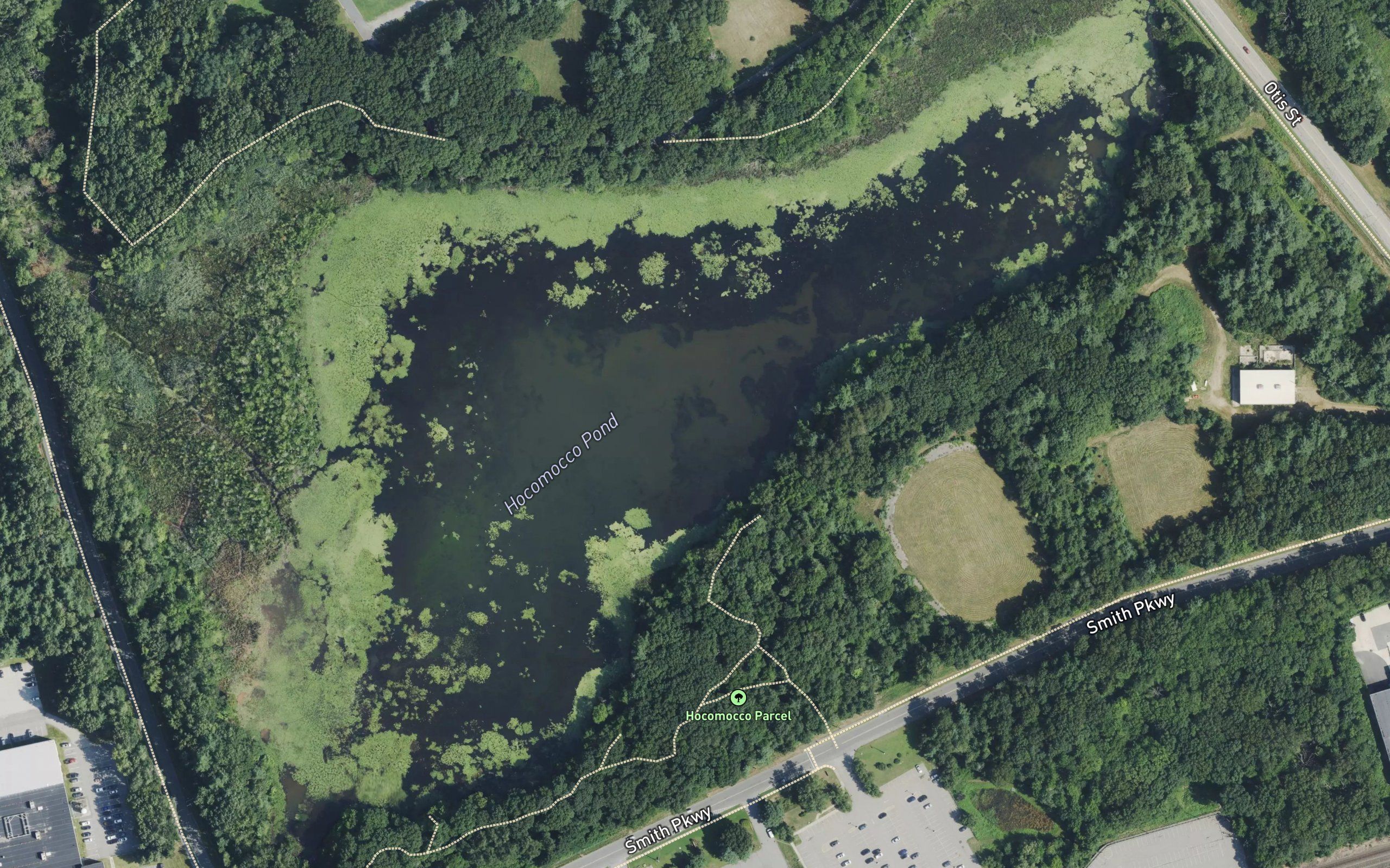 Hocomonco Pond