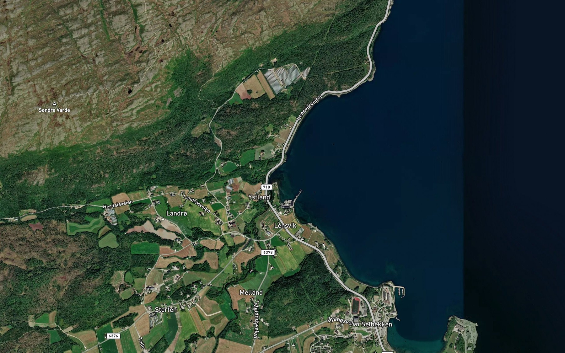 Satellite map of the Melangsbukta