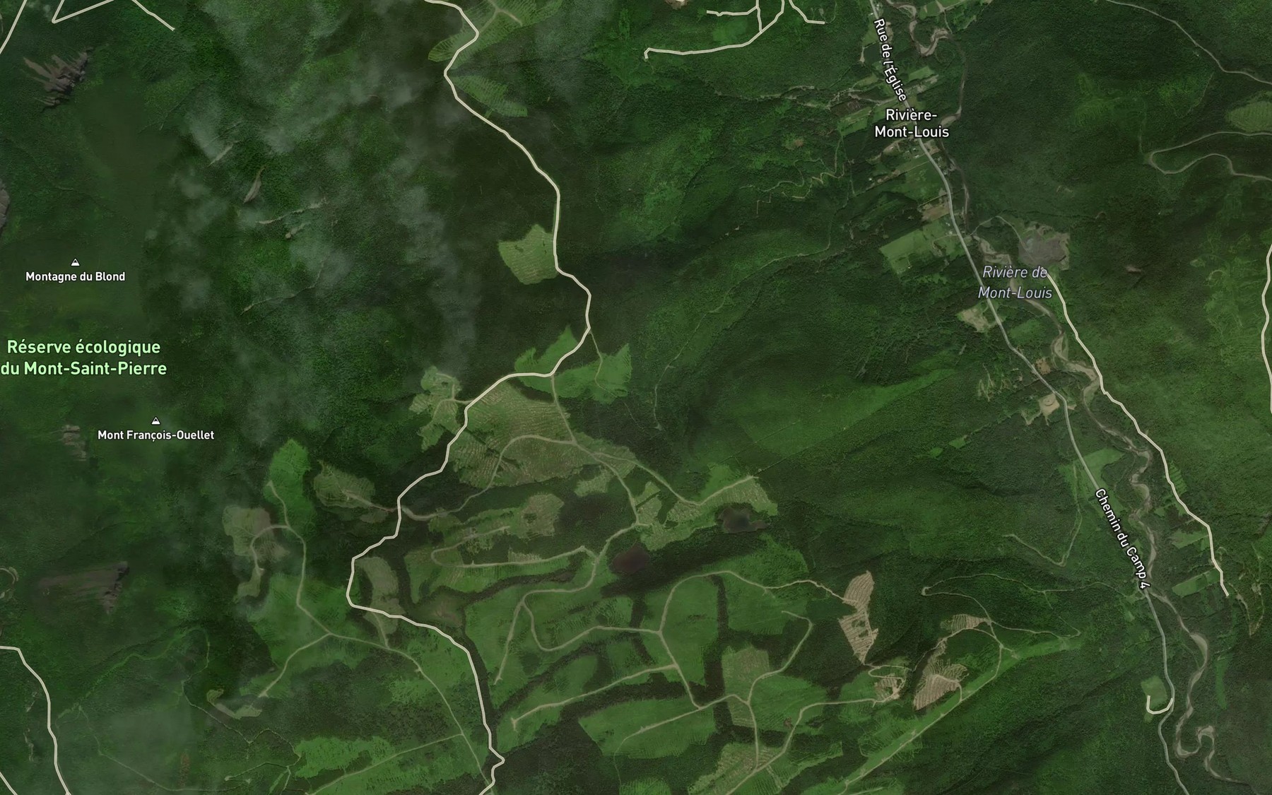 Satellite map of the Petits lacs a Ozias