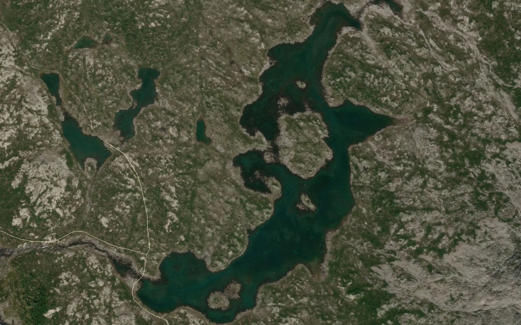 Satellite map of the Nedsta Storebotnvatnet