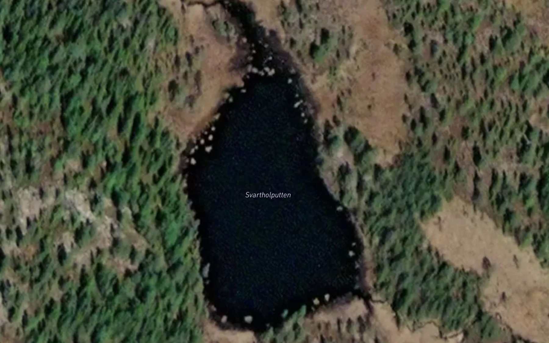Satellite map of the Svartholputten