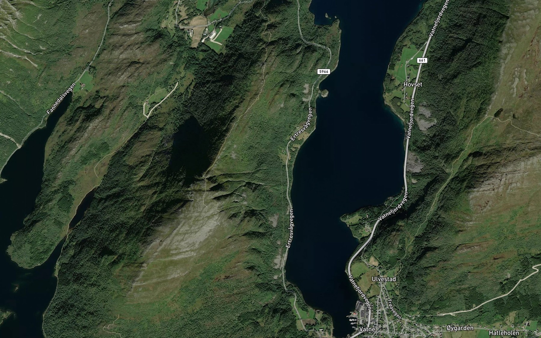 Satellite map of the Isbergfonna