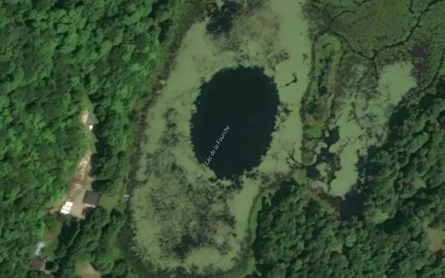 Satellite map of the Lac de la Fourche