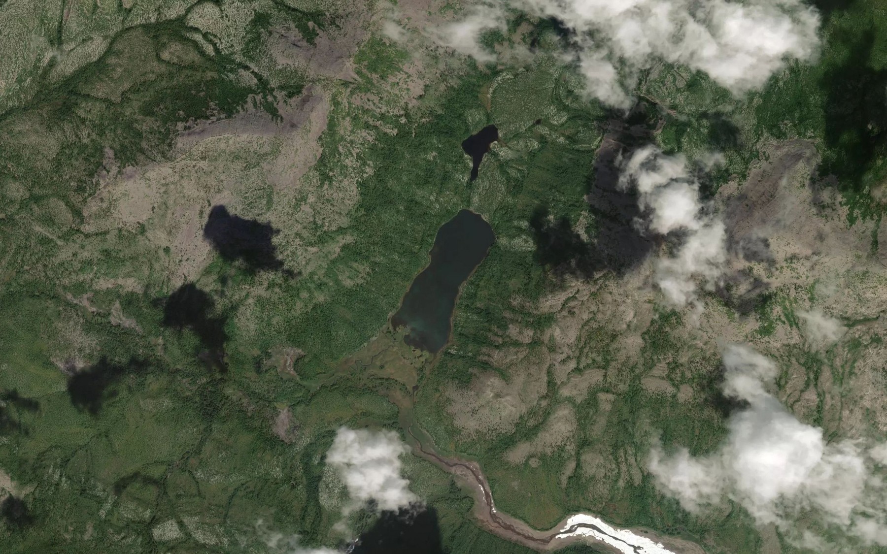 Satellite map of the Ozero Enmannakan