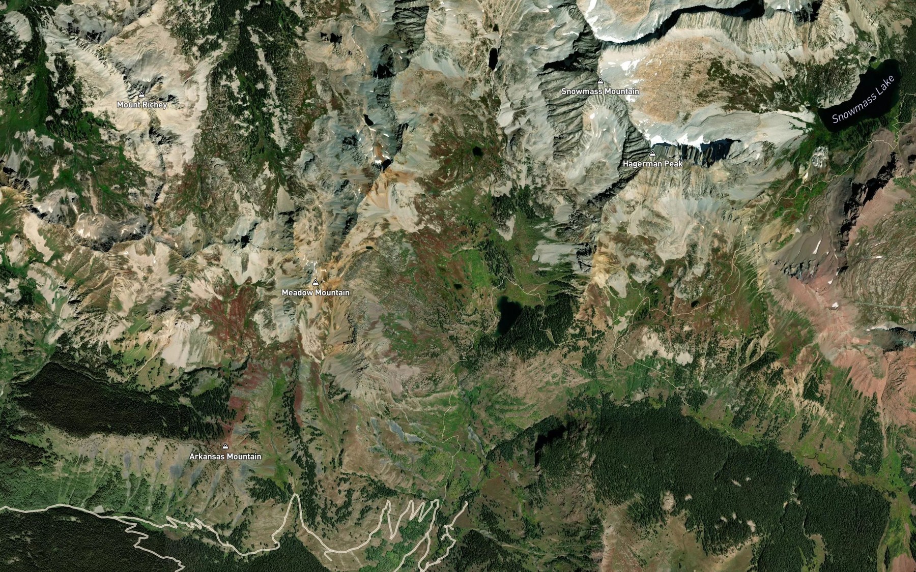 Satellite map of the Snowfield Lake