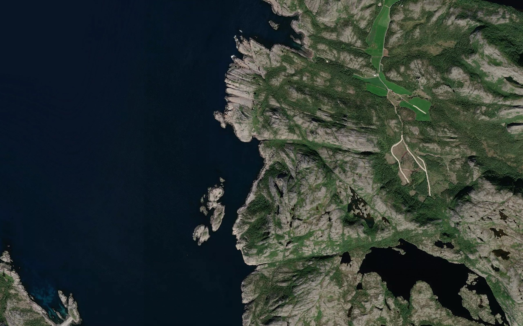 Satellite map of the Rorvika