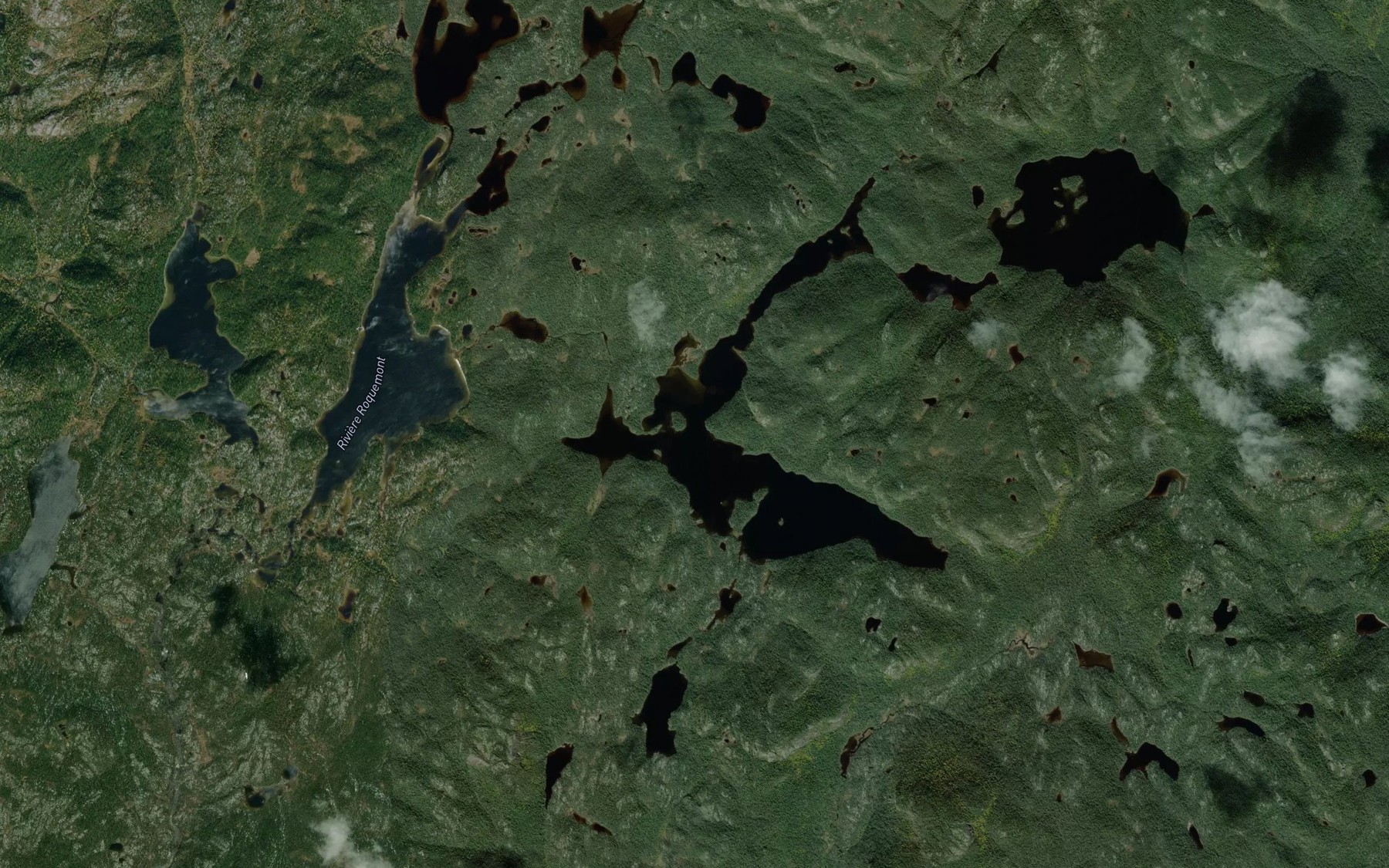Satellite map of the Lac de la Charrue
