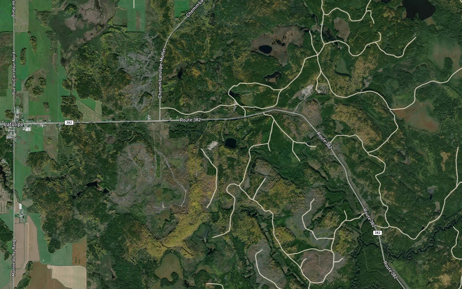 Satellite map of the Lac de l'Aqueduc