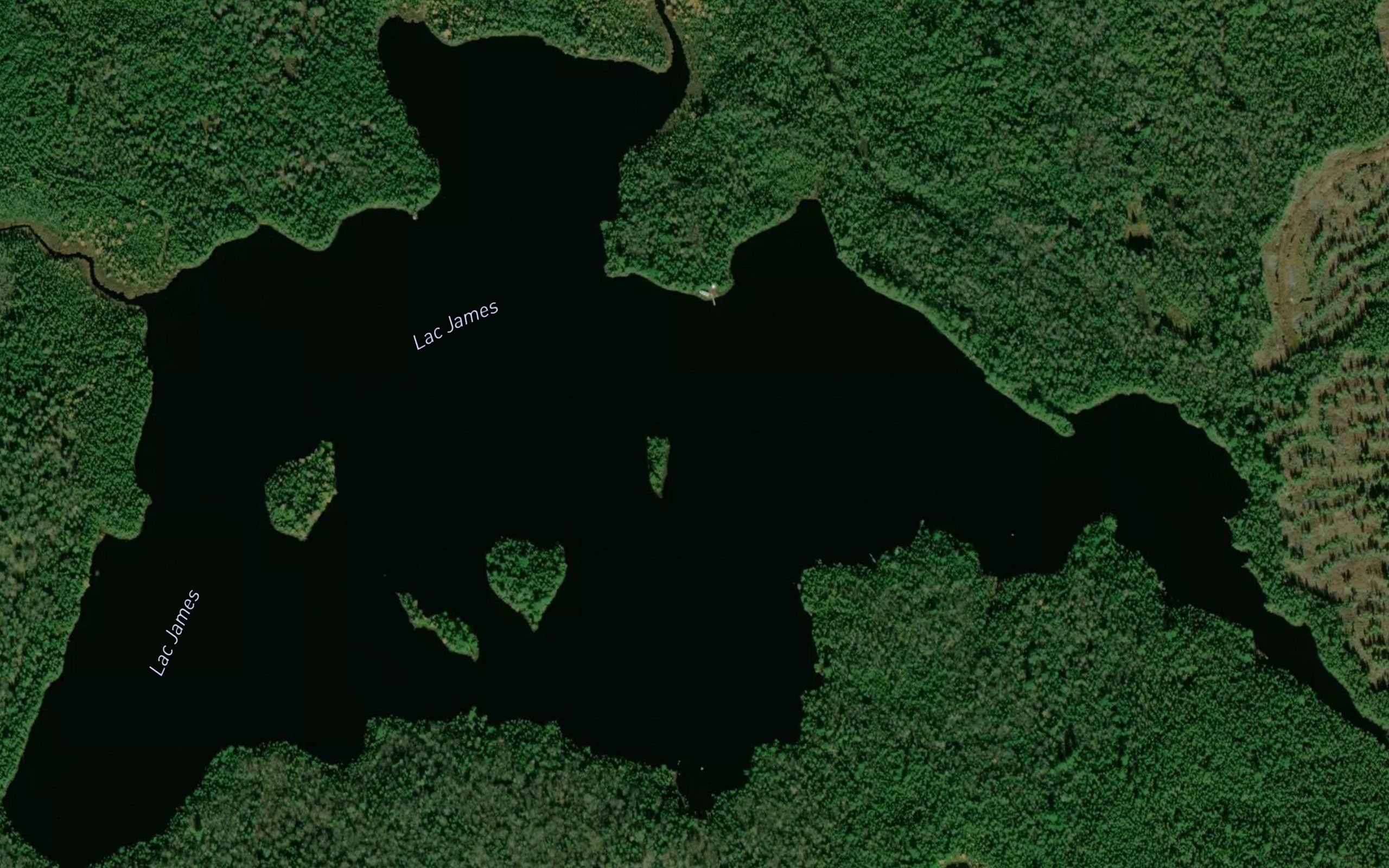 Lac James