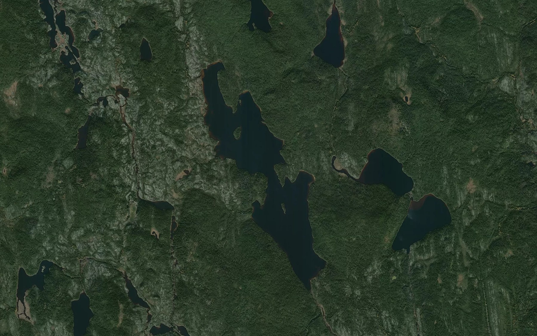 Satellite map of the Lac 305