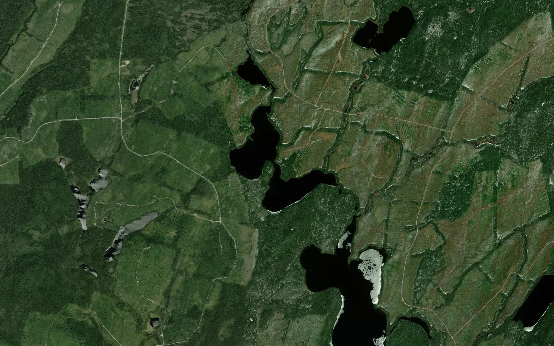 Satellite map of the Lac Twin