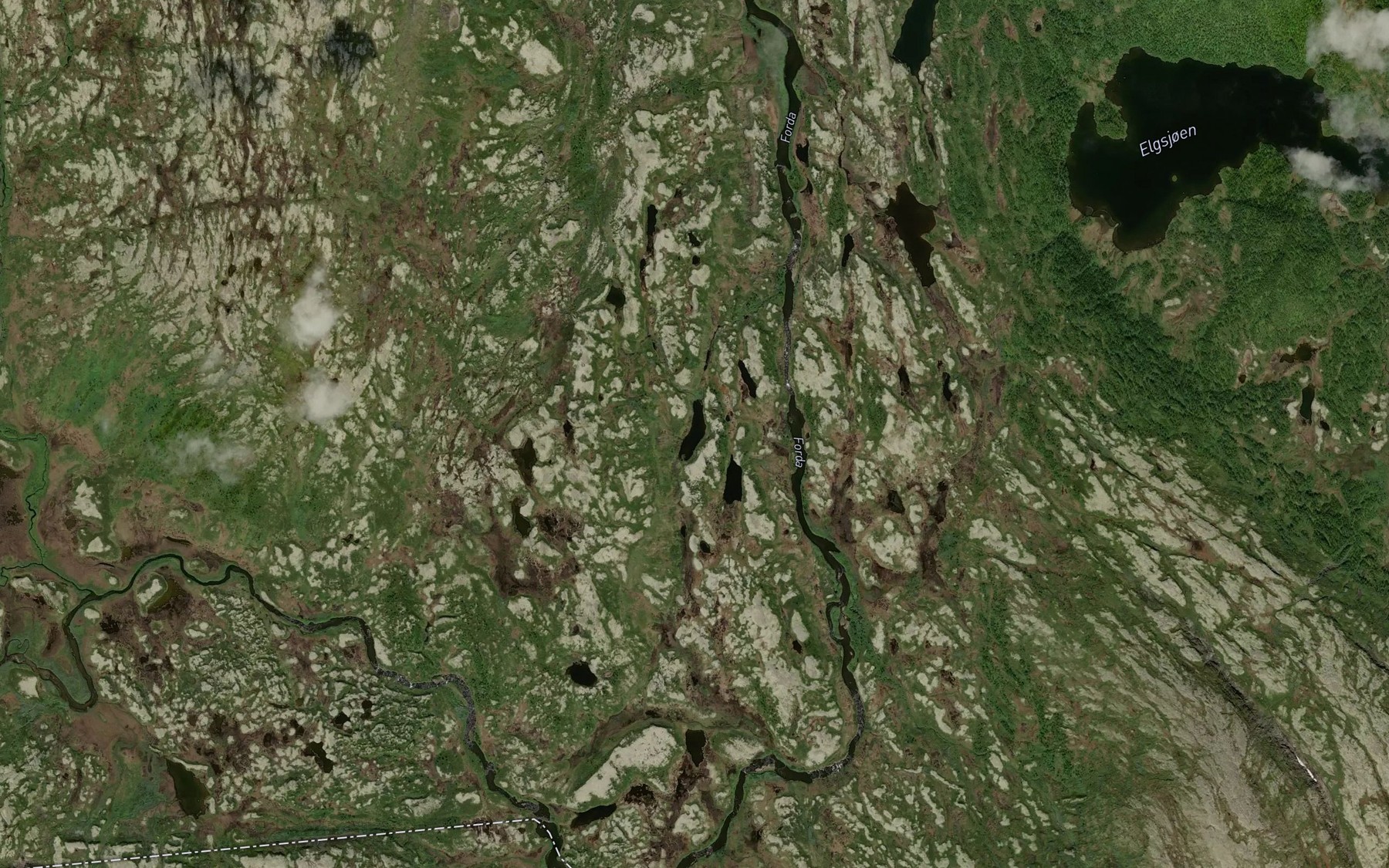 Satellite map of the Storralatjornan