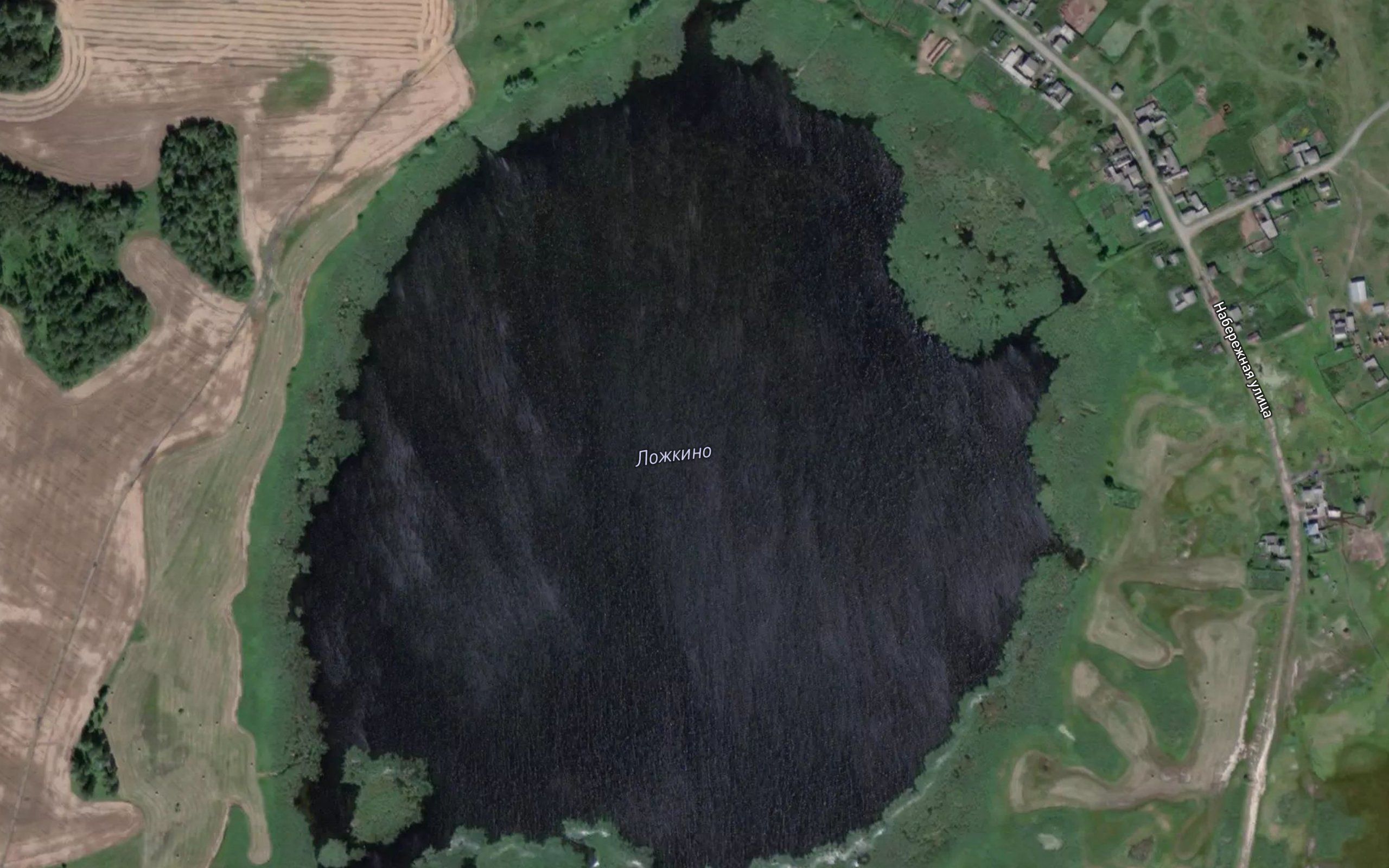 Ozero Lozhkino