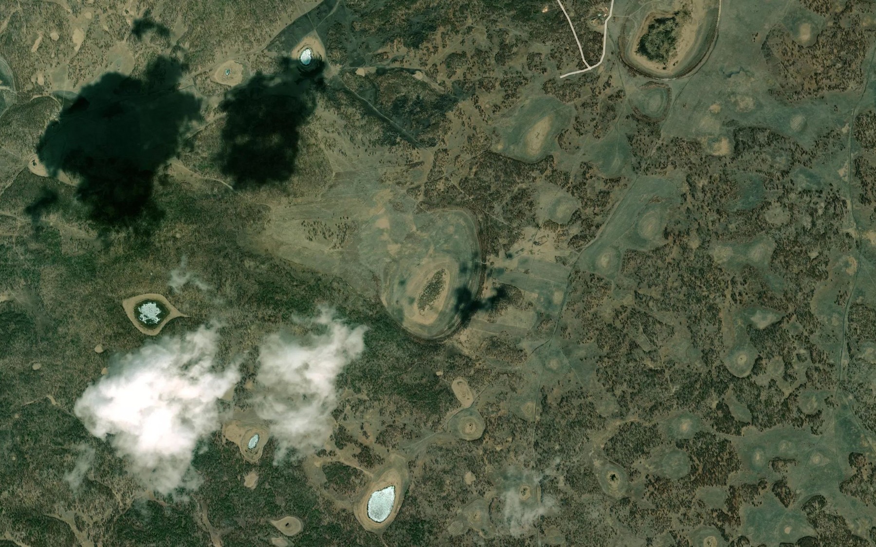 Satellite map of the Ozero Bol'shaya Irenga