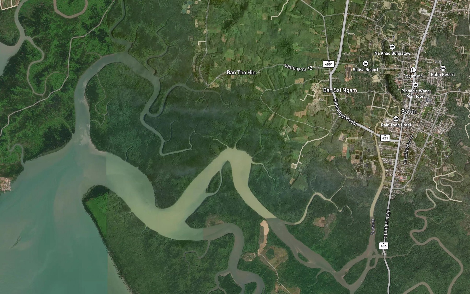 Satellite map of the Khlong Che Birang