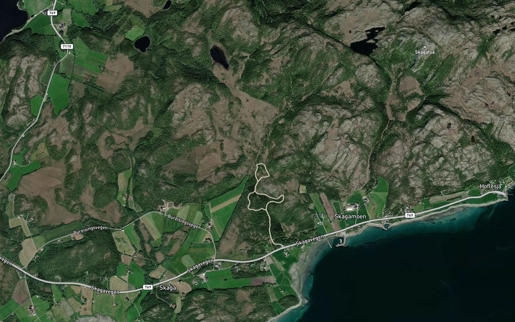 Satellite map of the Kvennbekken