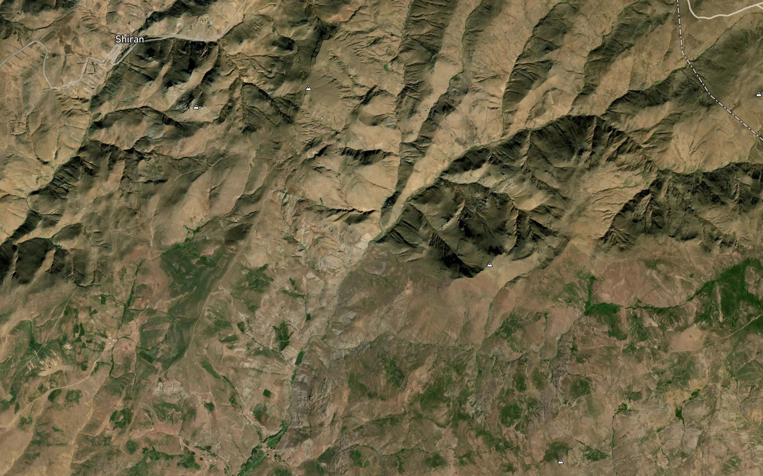 Rudkhaneh-ye Tort Chay