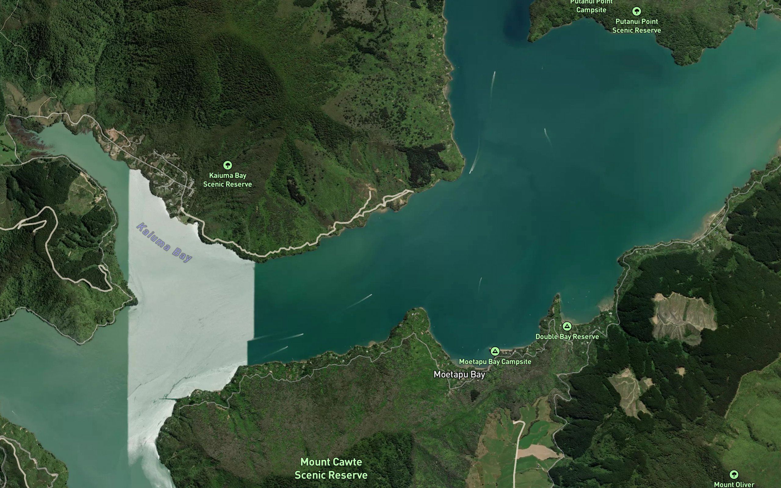 Moetapu Bay