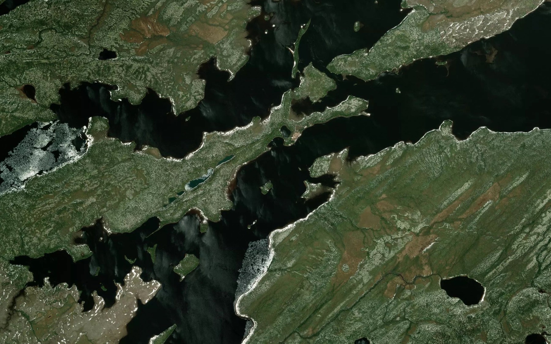 Satellite map of the Lac de la Maree