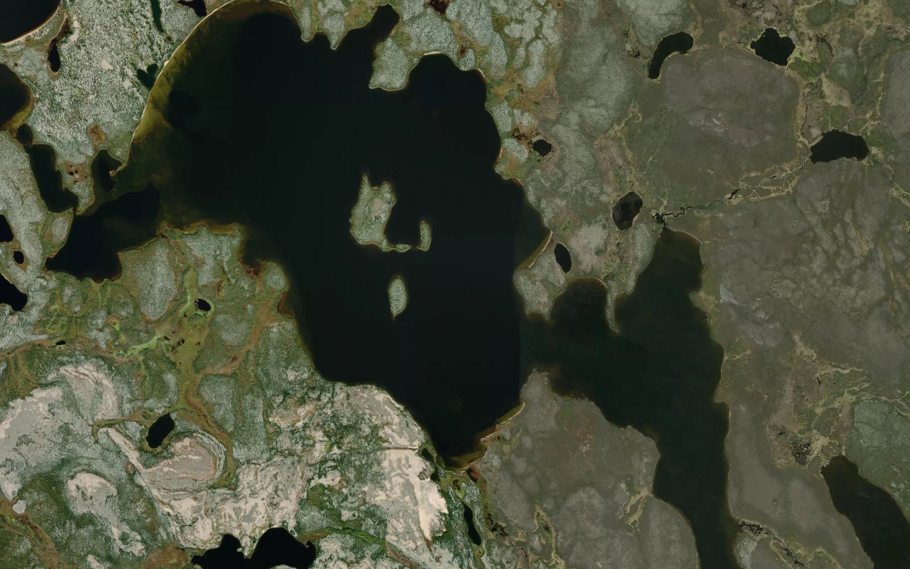 Satellite map of the La Bossiere Lake
