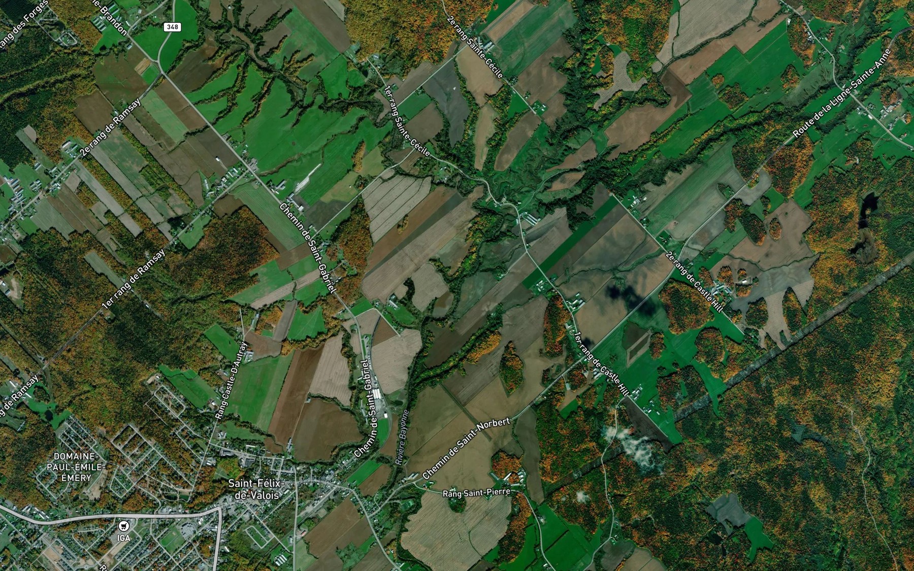 Satellite map of the Cours d'eau Sainte-Julie