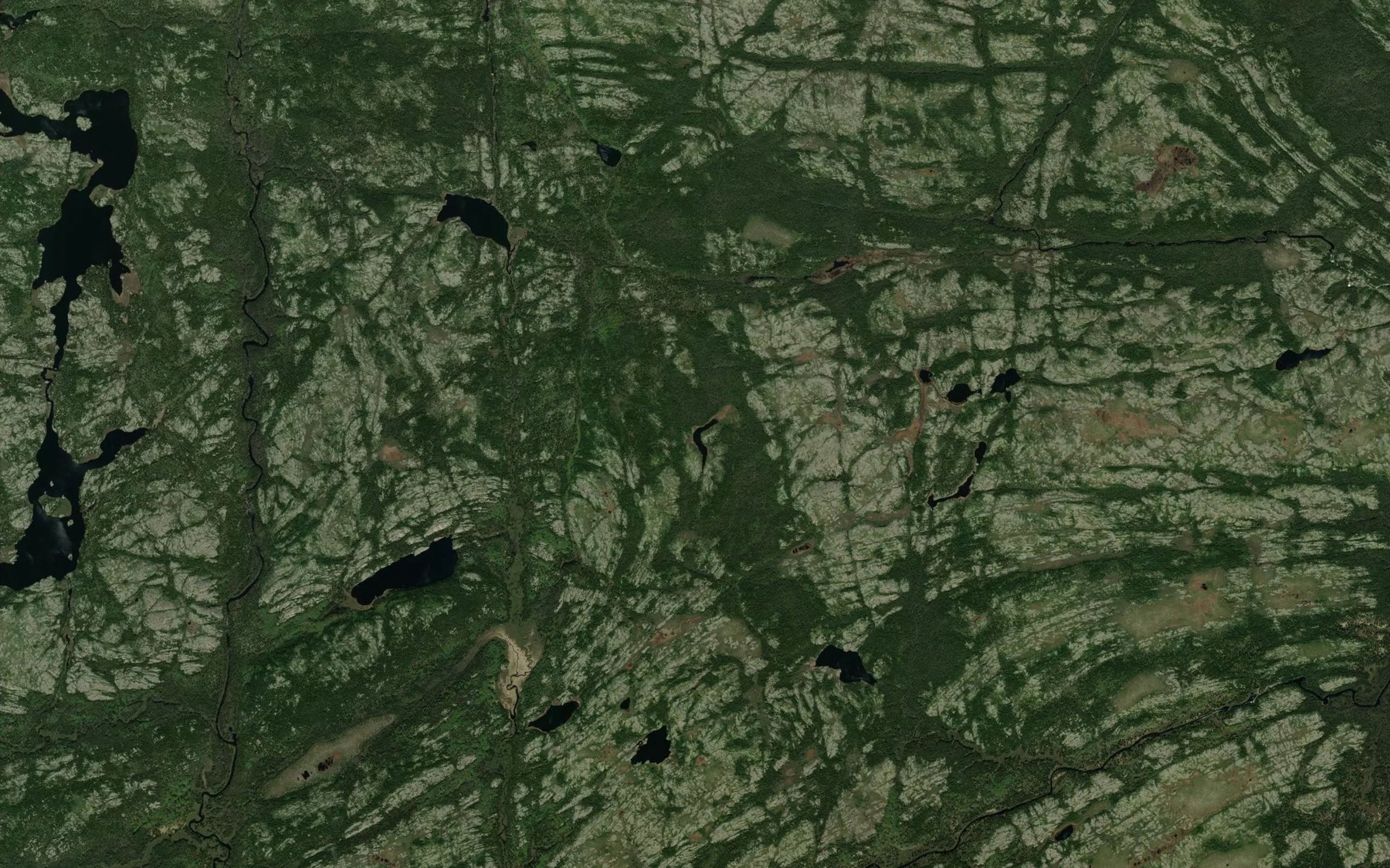 Satellite map of the Lac La Parquiere