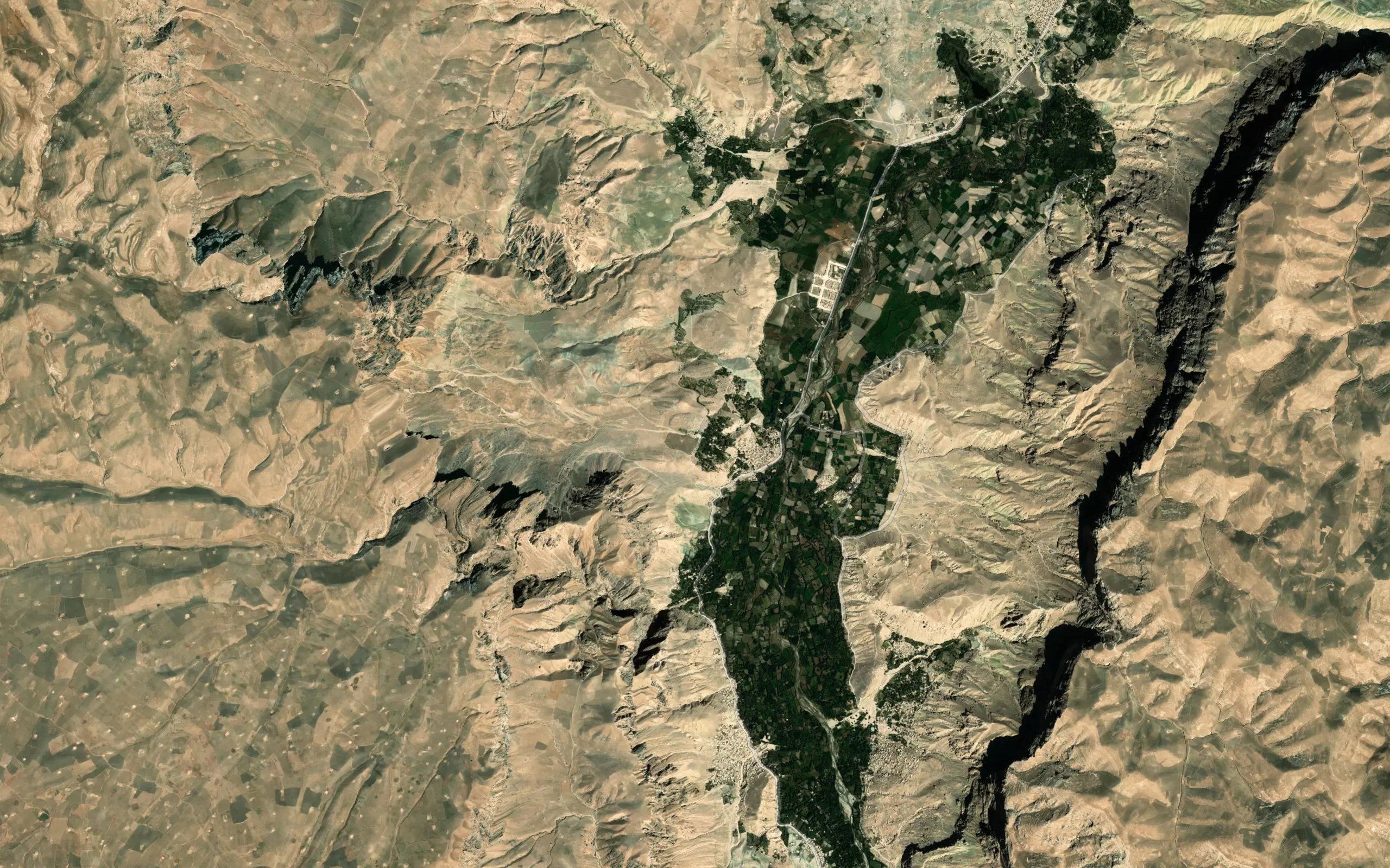 Chashmah-ye Ziarat Joy
