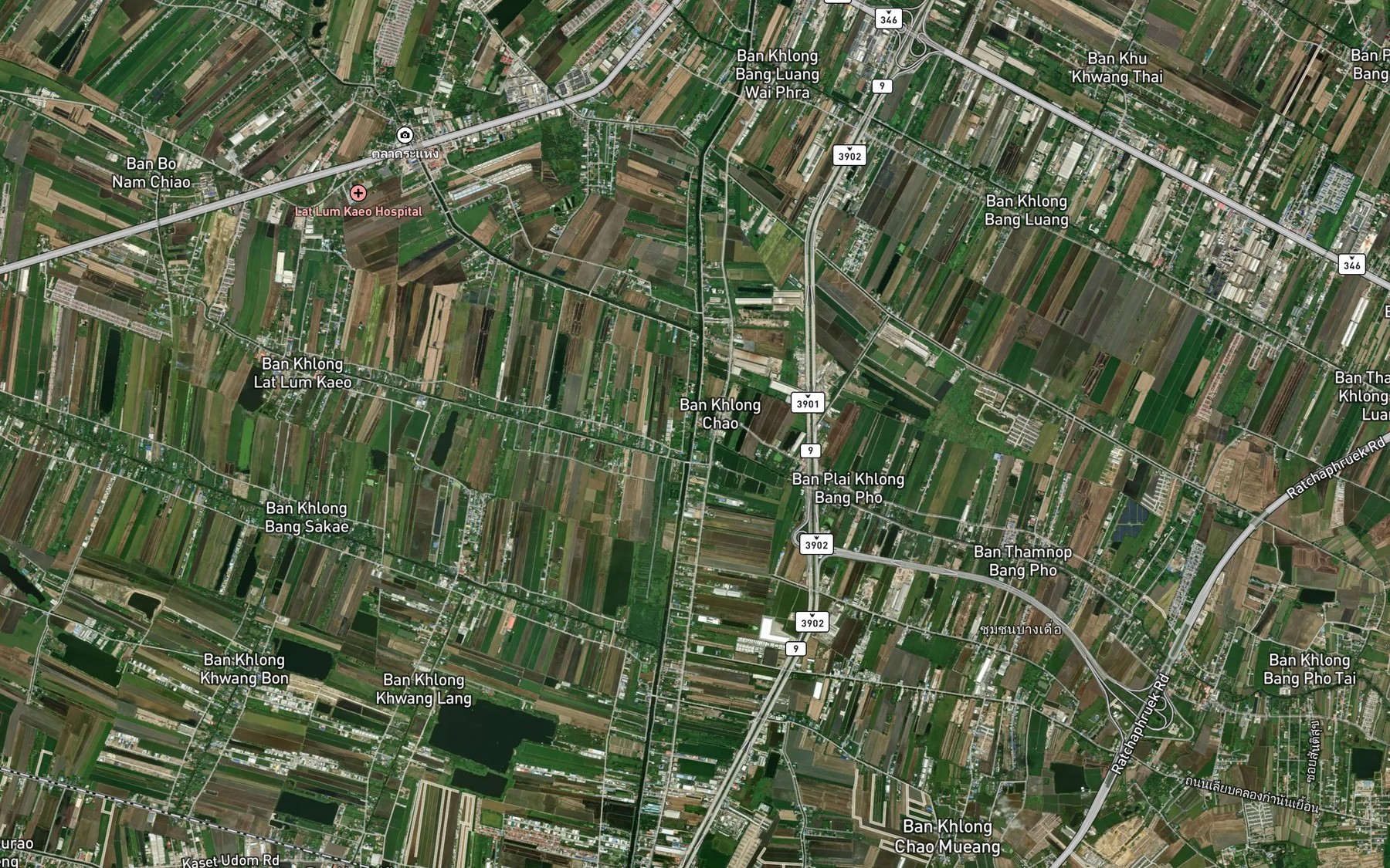 Satellite map of the Khlong Bang Pho Tai