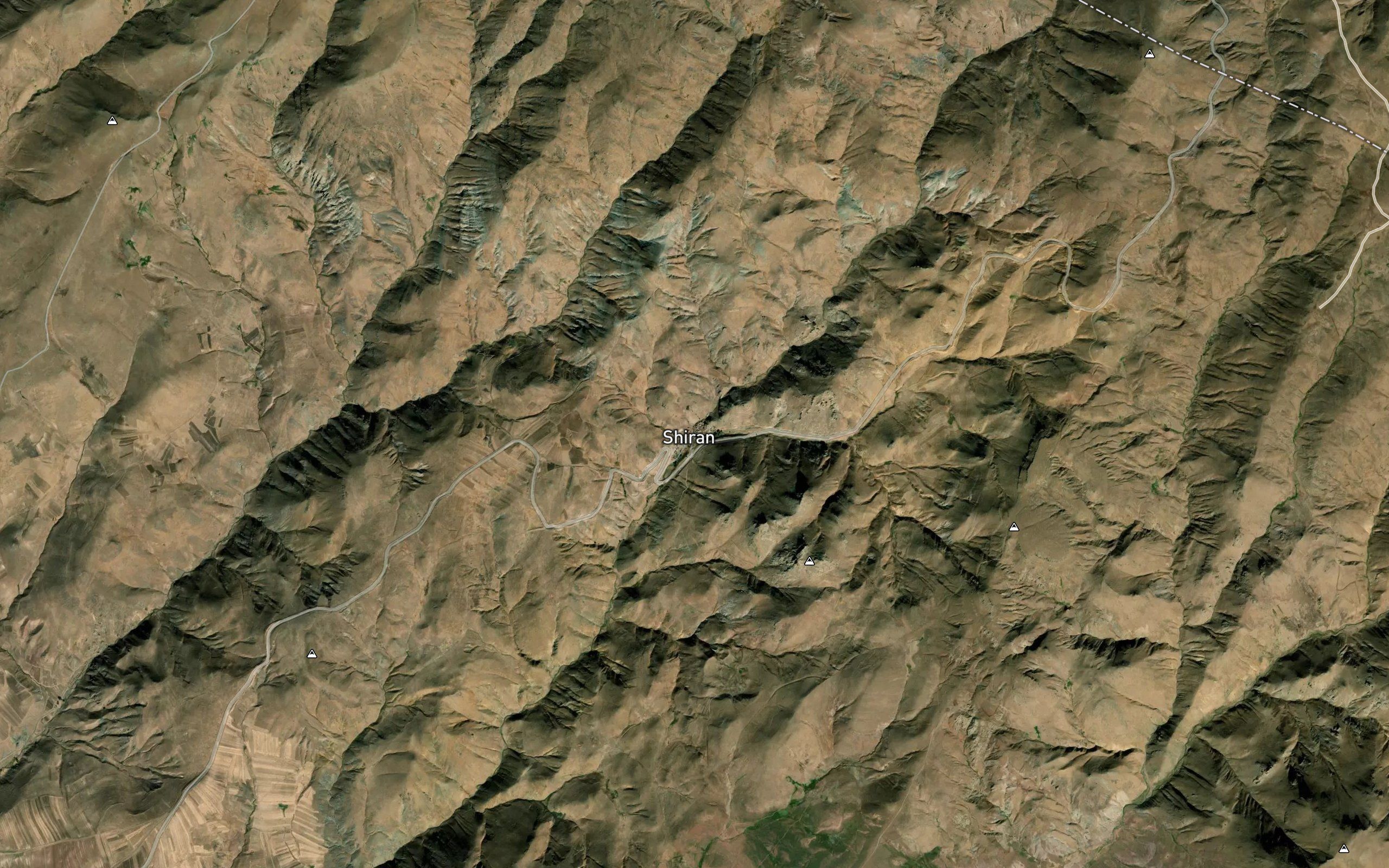Rudkhaneh-ye Shiran Chay
