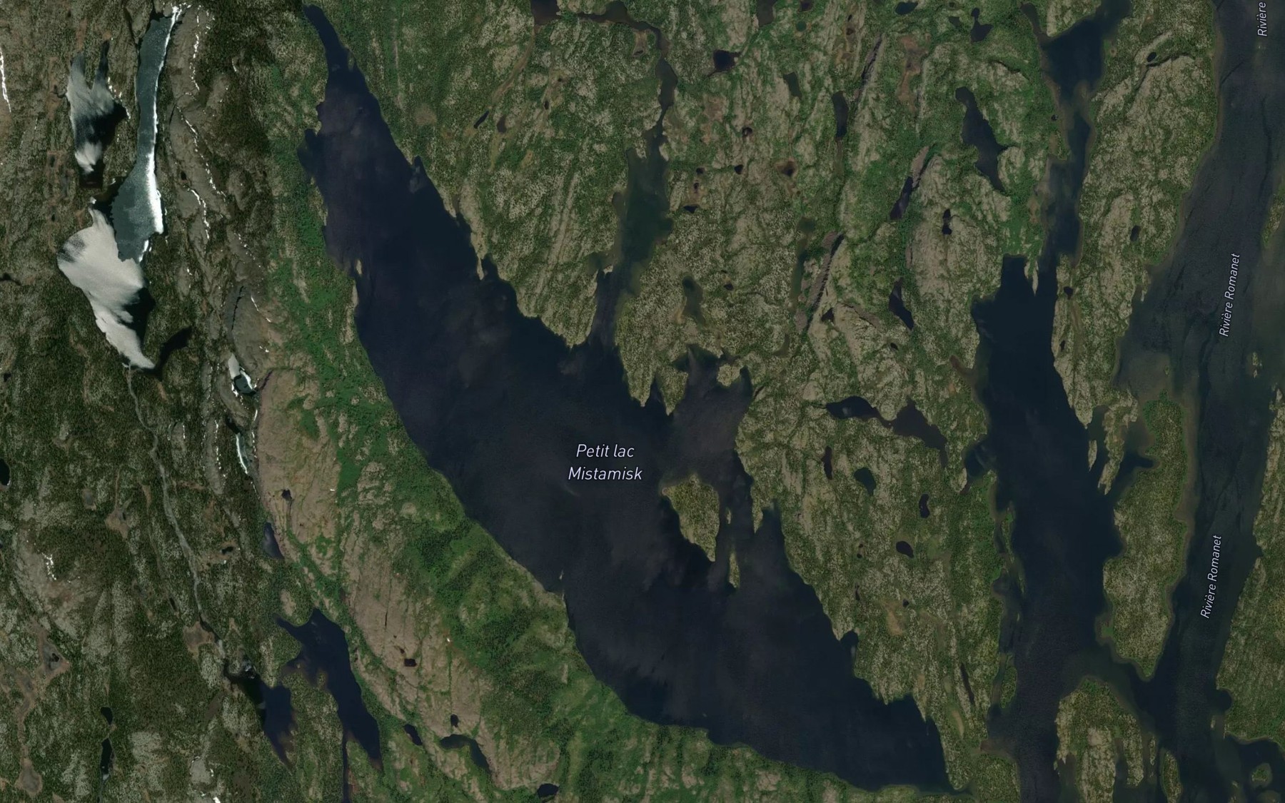 Satellite map of the Petit lac Mistamisk