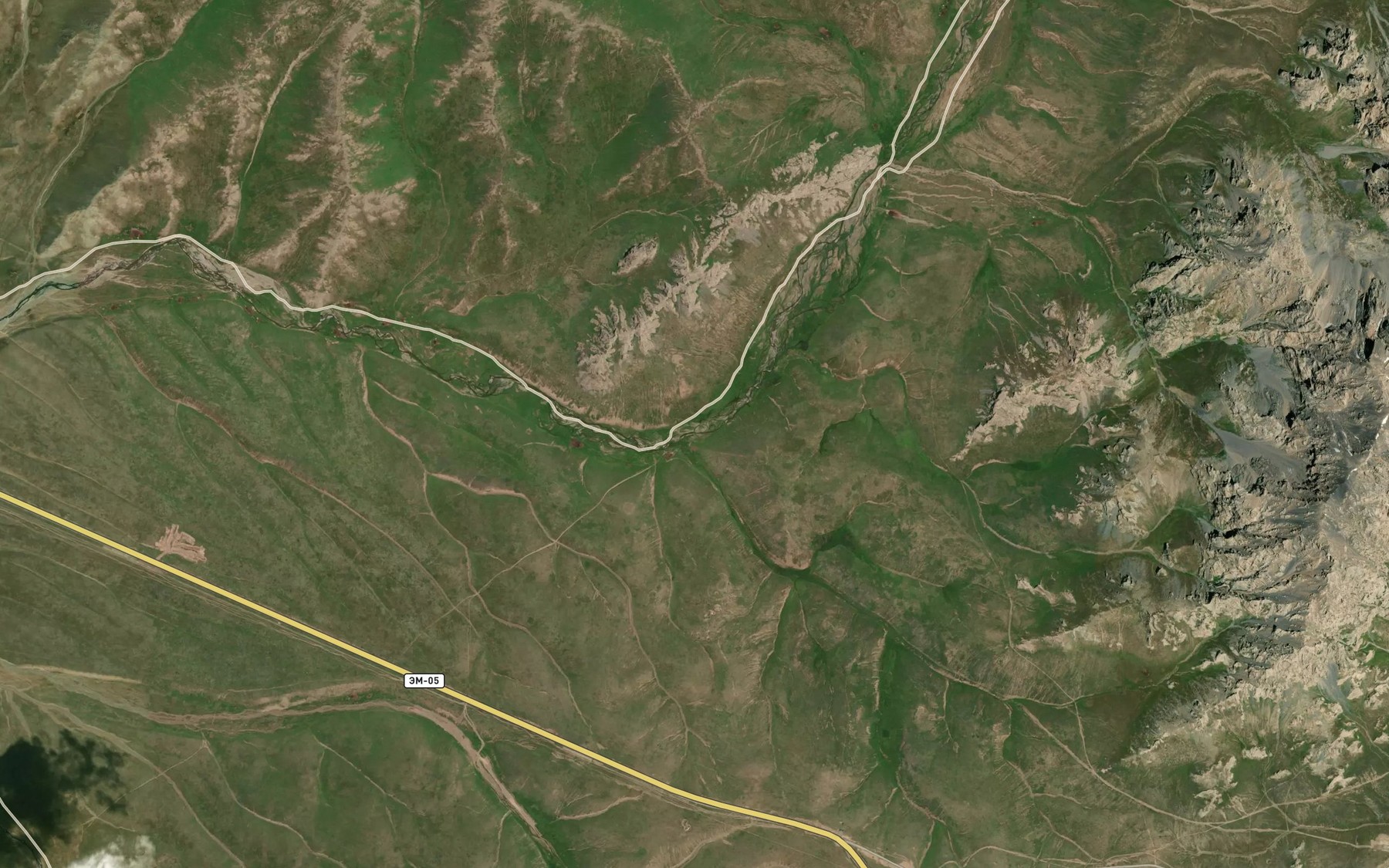 Satellite map of the Aylyama