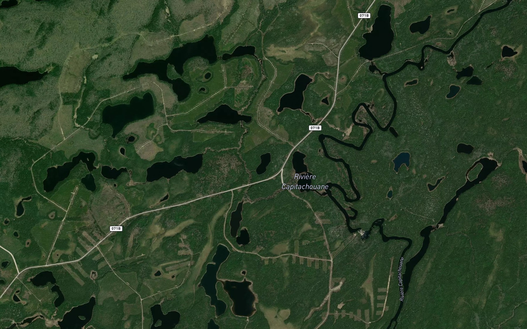 Satellite map of the Lac a la Roche