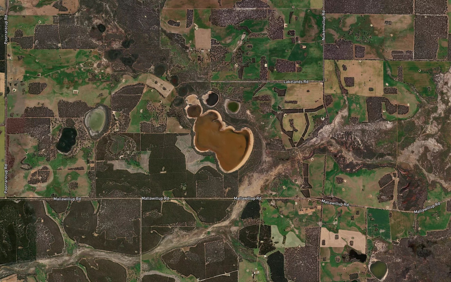 Satellite map of the Lake Carabundup