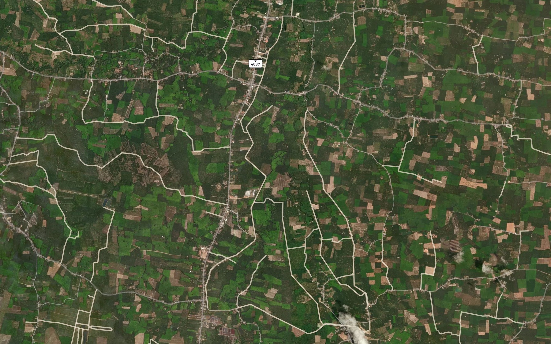 Satellite map of the Khlong Chang Tai