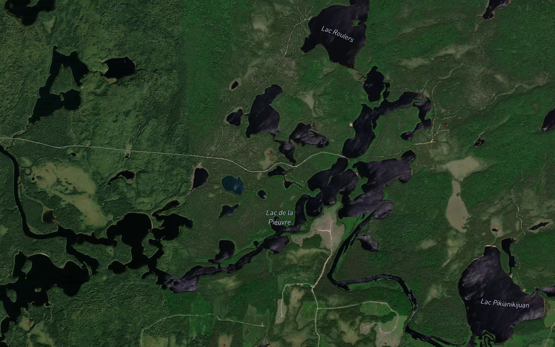 Satellite map of the Lac de la Belette