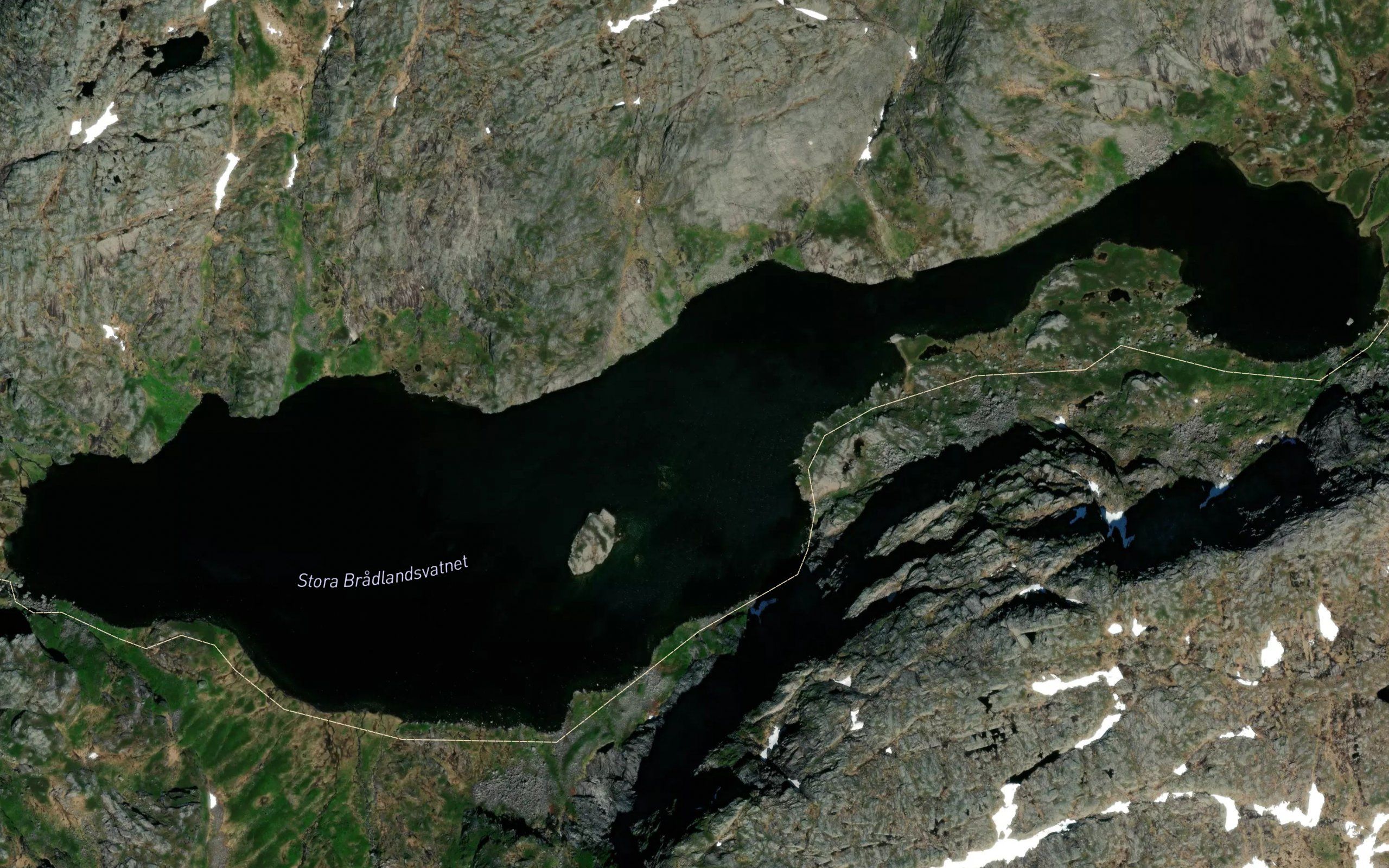 Bradlandsvatnet,store