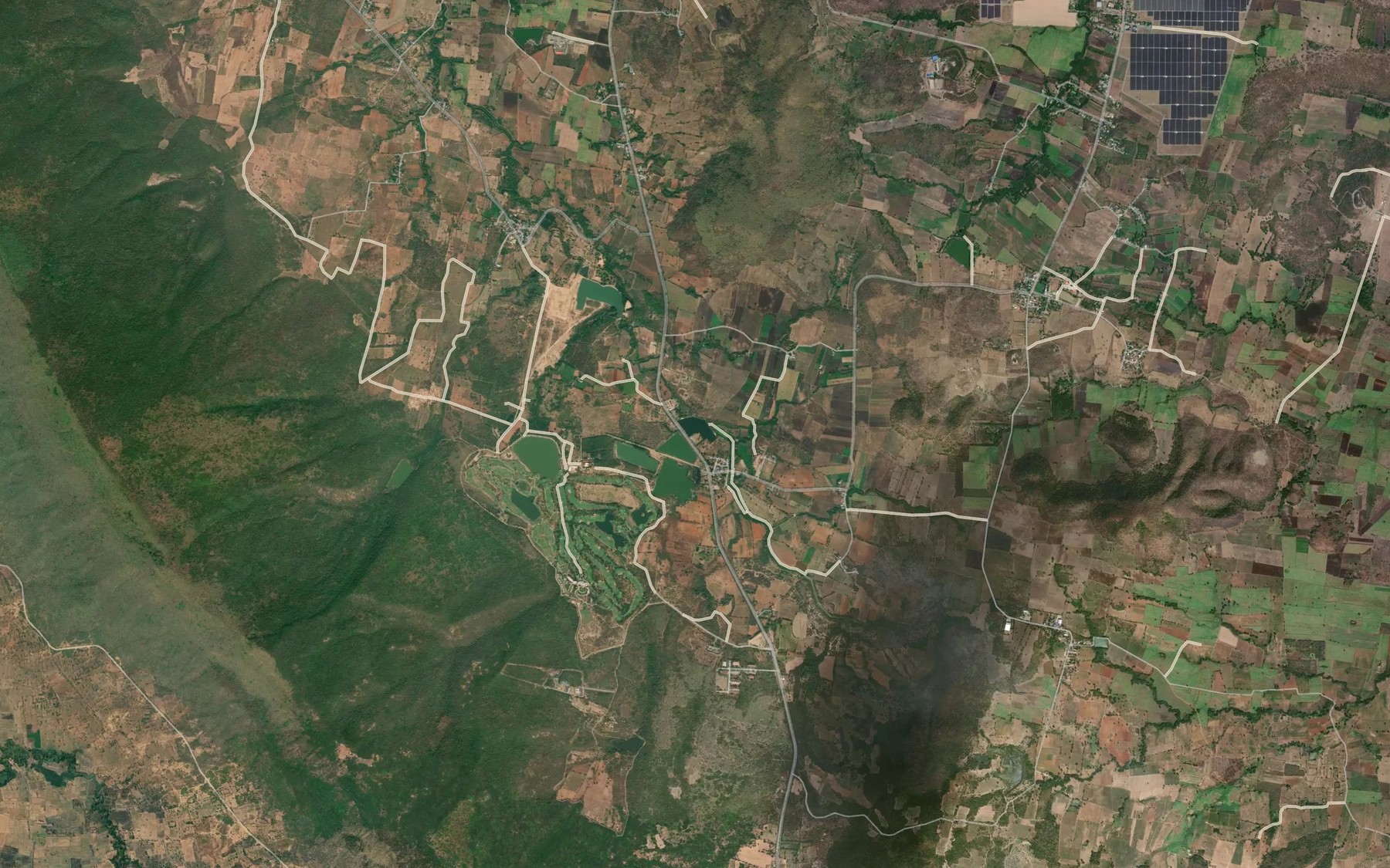 Satellite map of the Ang Kep Nam Phu Muang
