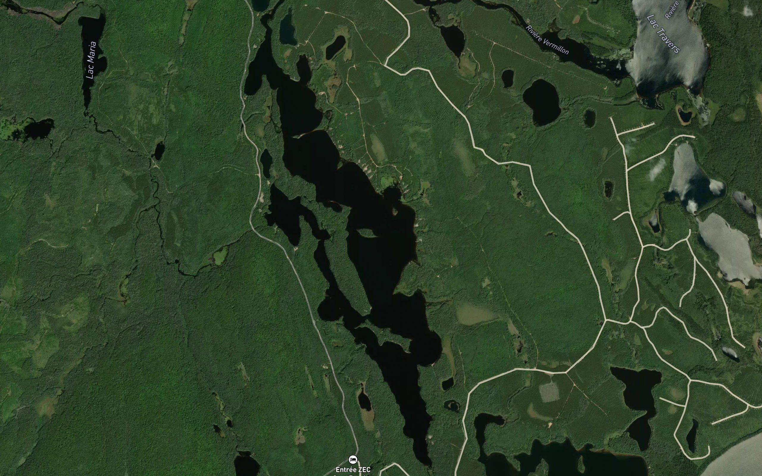 Lac des Pins Rouges