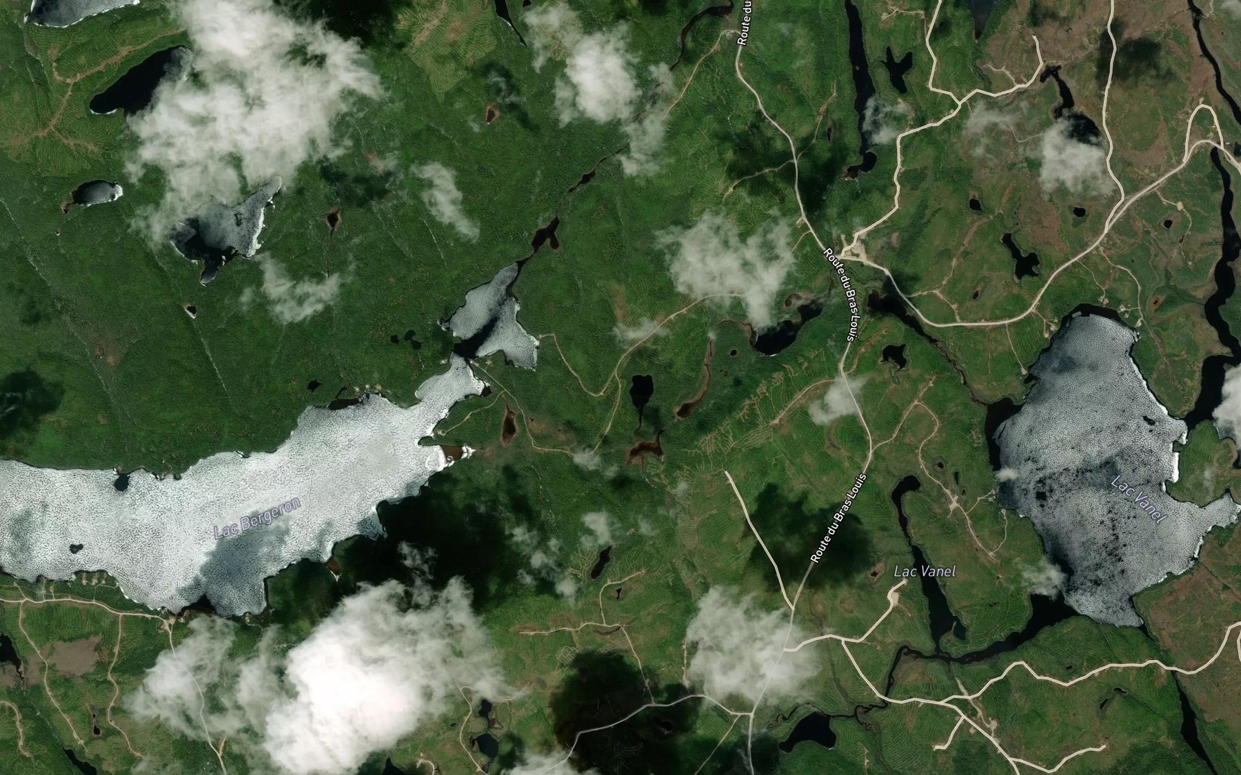 Satellite map of the Lac du Quatre-Temps