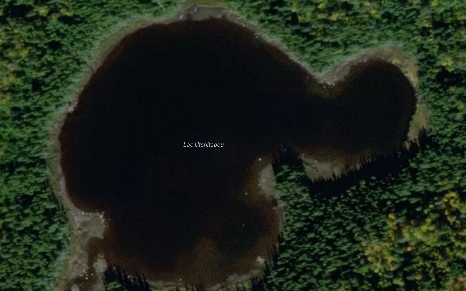 Satellite map of the Lac Utshitapeu
