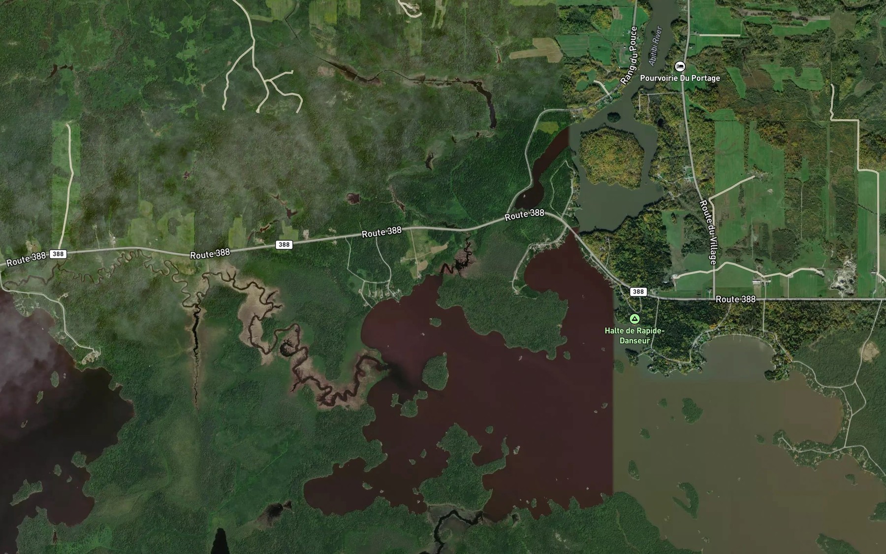 Satellite map of the Cours d'eau Laplante