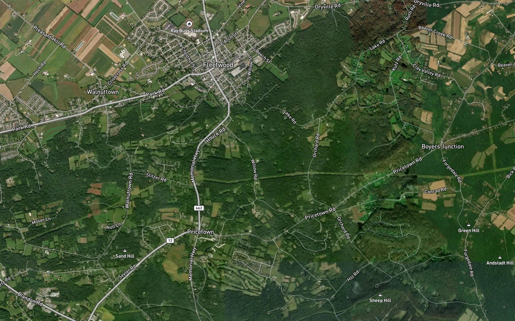 Satellite map of the Fleetwood Reservoir