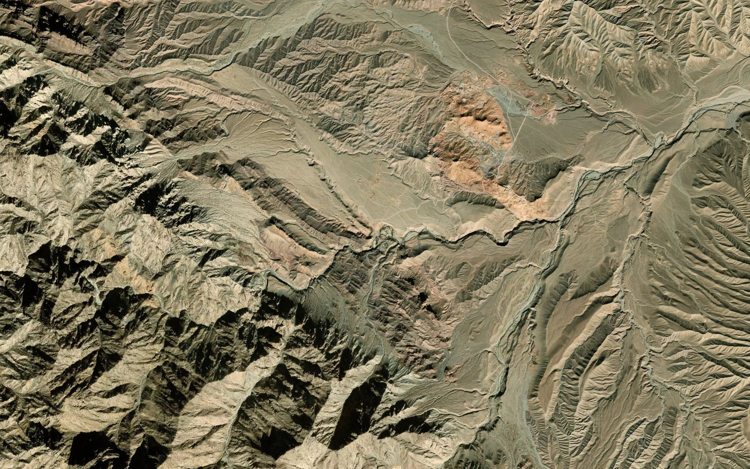 Rudkhaneh-ye Abad-e Chehel Tan