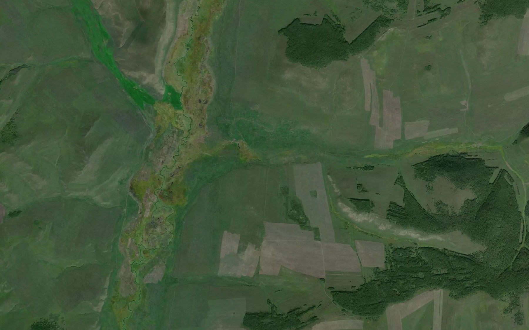 Satellite map of the Pad' Artem'yevka