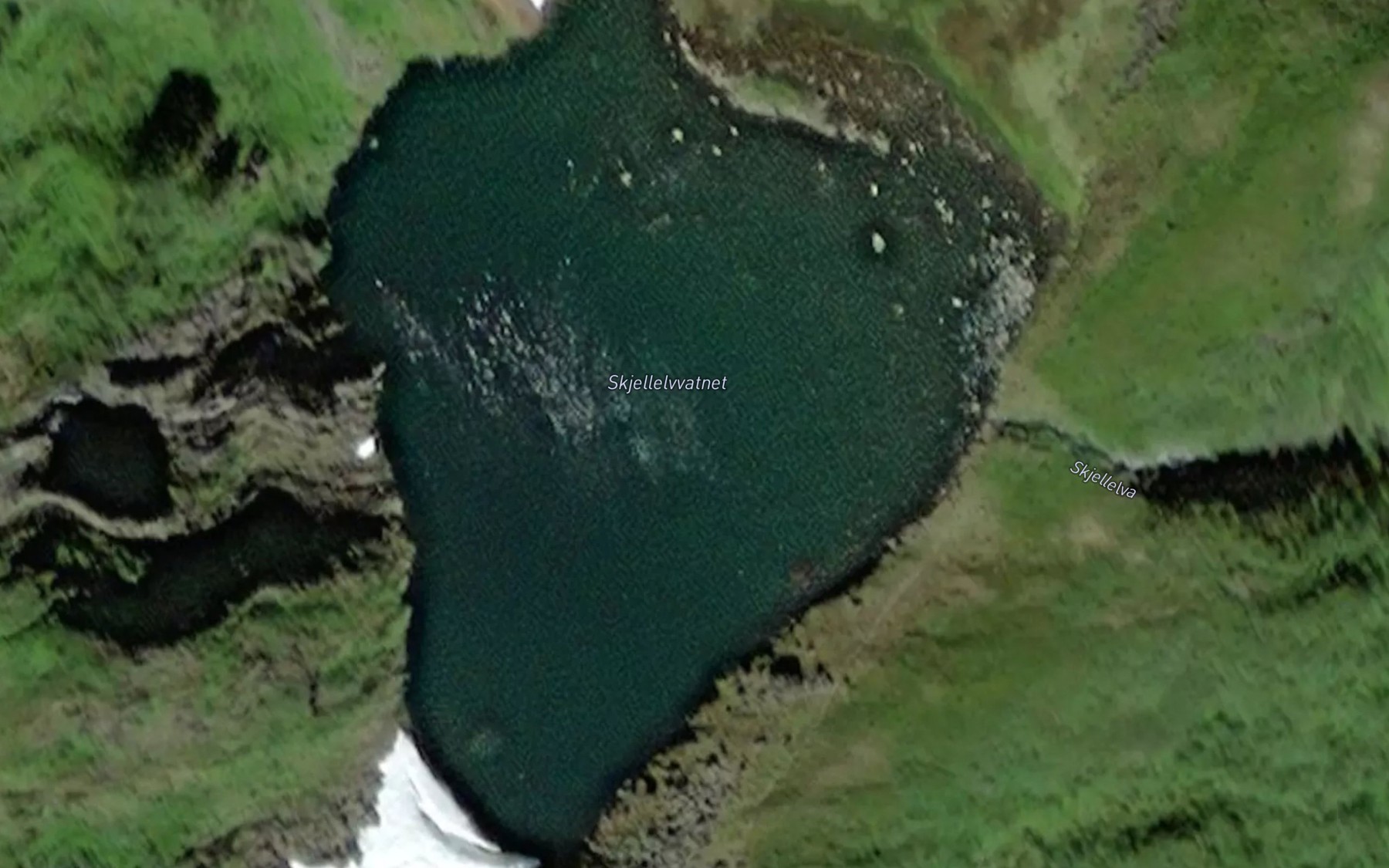 Satellite map of the Skjellelvvatnet