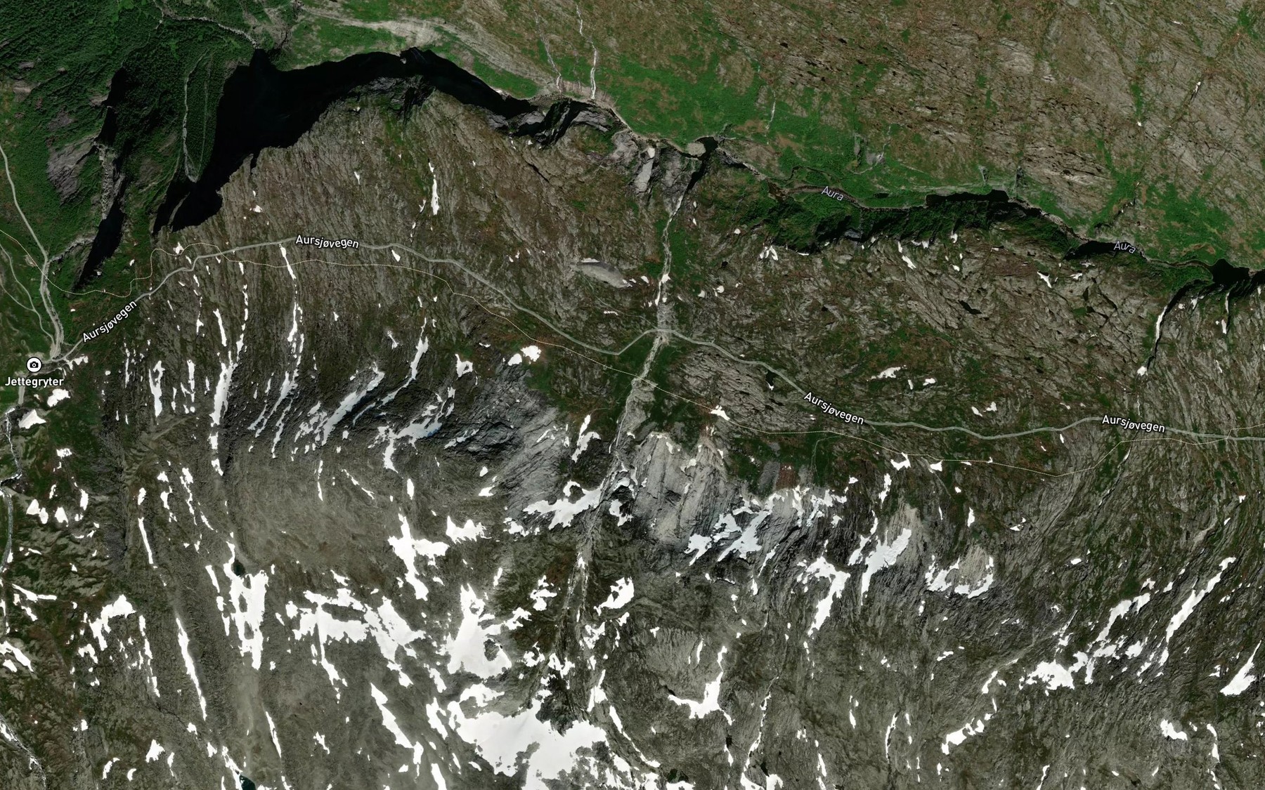 Satellite map of the Ytste Seljefonnbekken